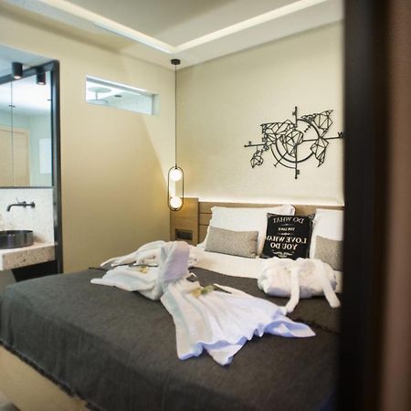 Hotel Pithari Ajía Triáda Kültér fotó